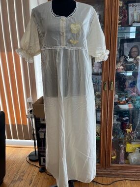 Women's Cream Long Nightgown with Yellow Embroidered Flower